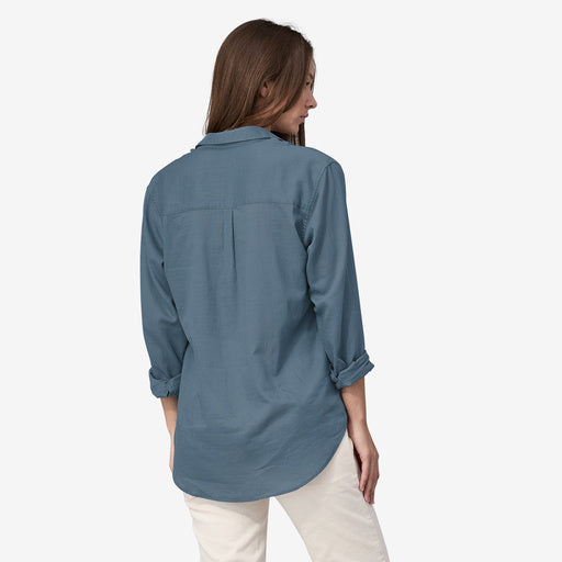 Patagonia Women's Lightweight A/C Buttondown Shirt