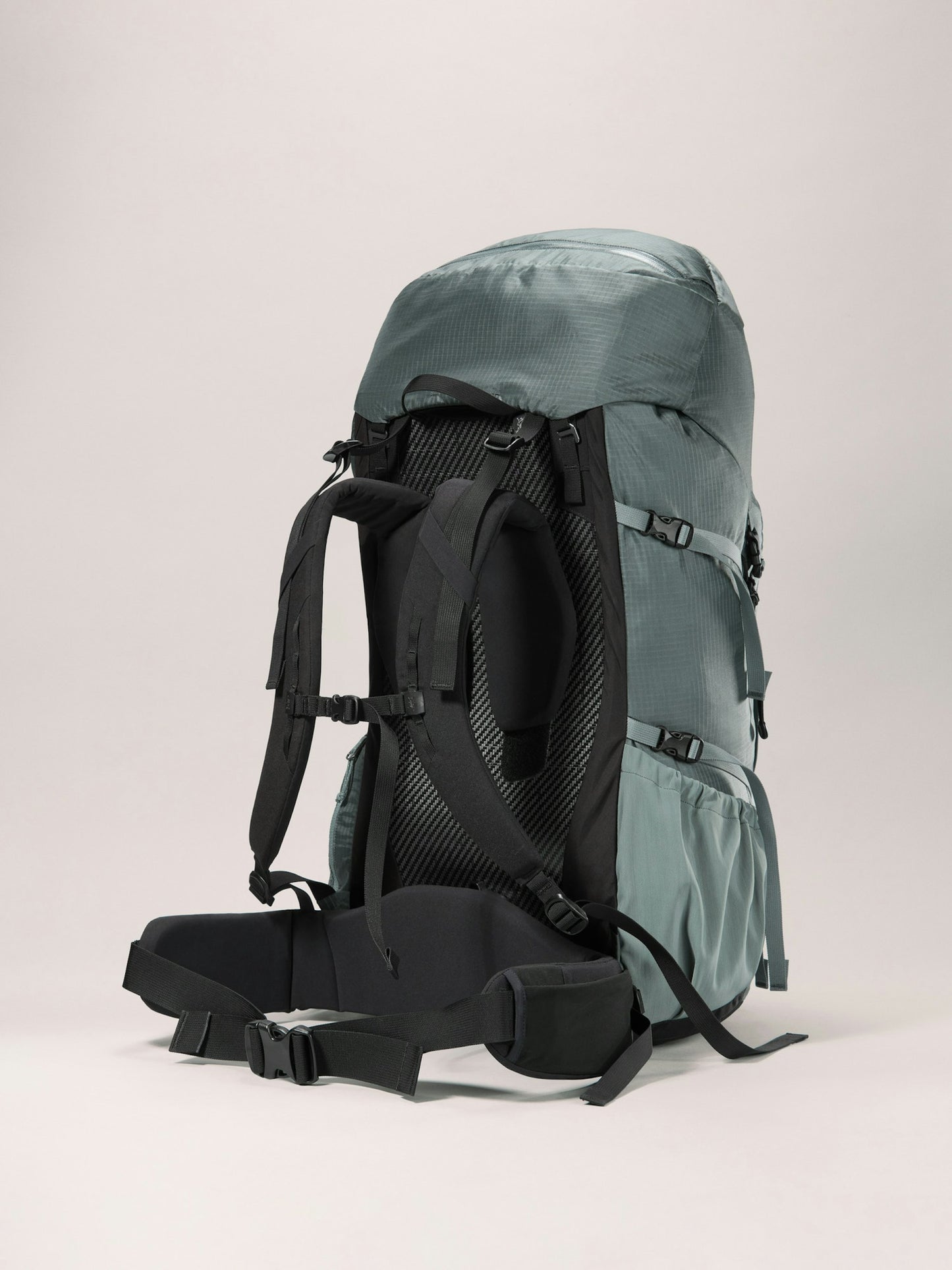 Arc'teryx Women's Bora 60-Dark Immersion-Regular