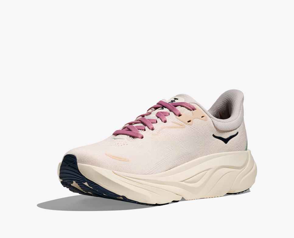 Hoka Women's Arahi 8