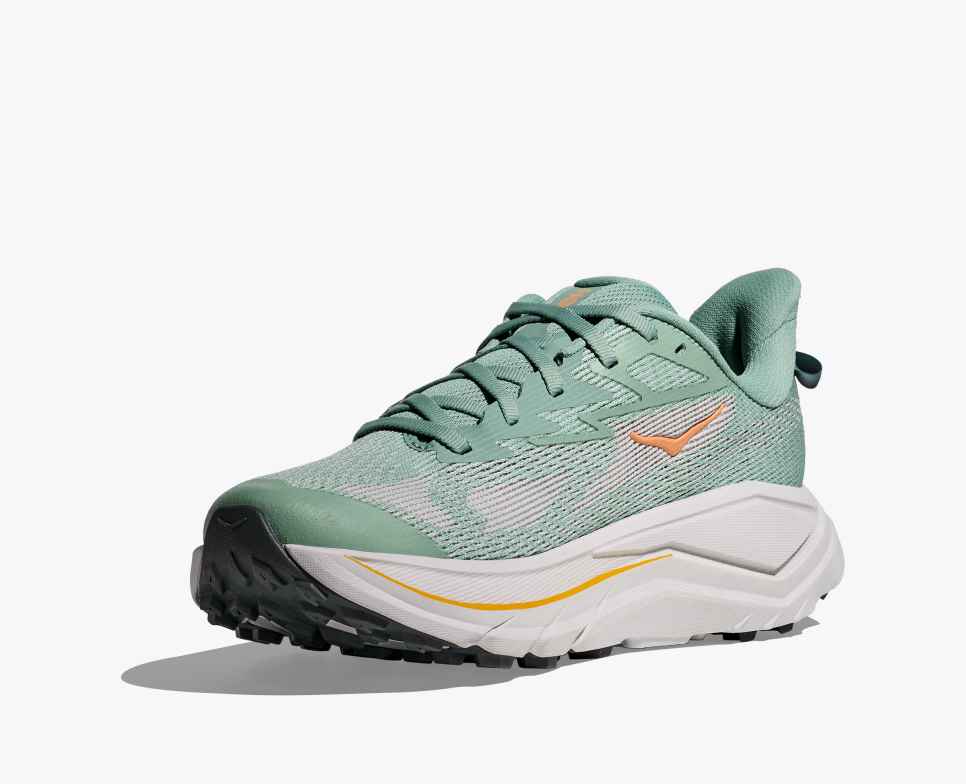 Hoka Women's Challenger 8
