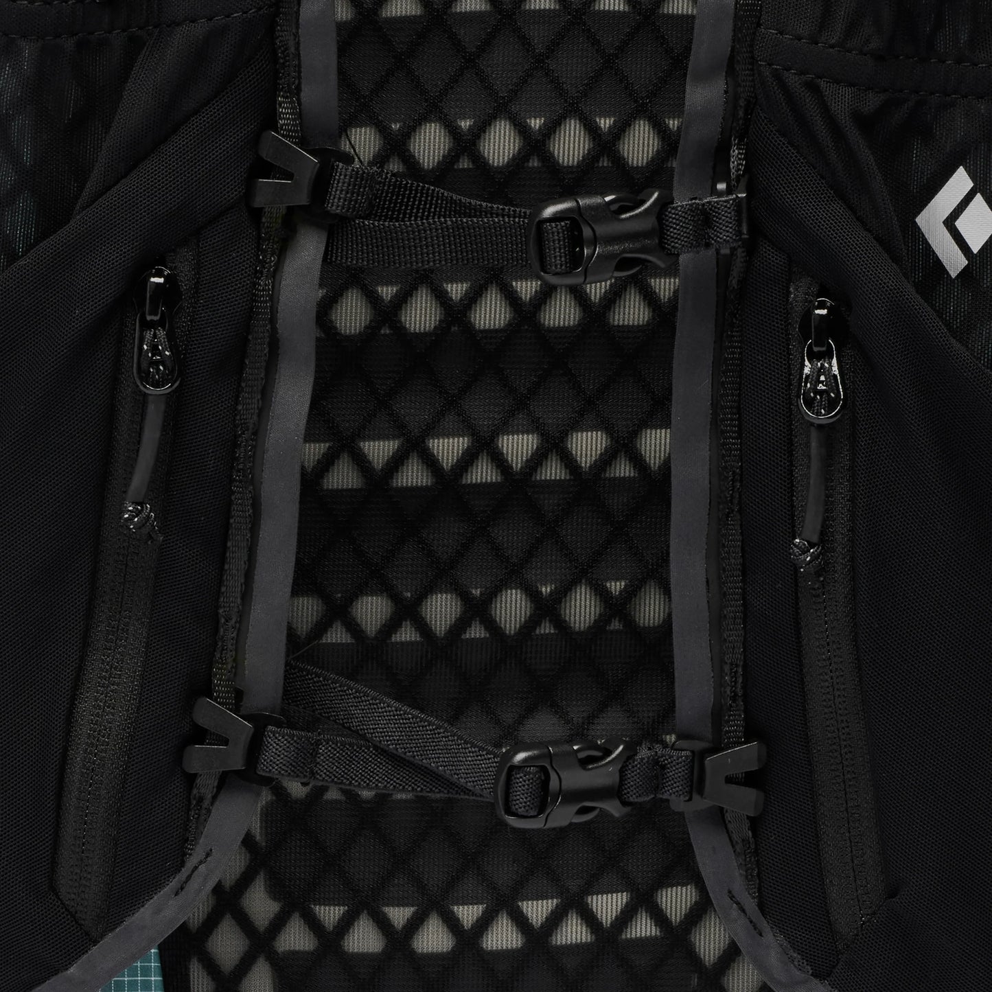 Women's Distance 8 Backpack