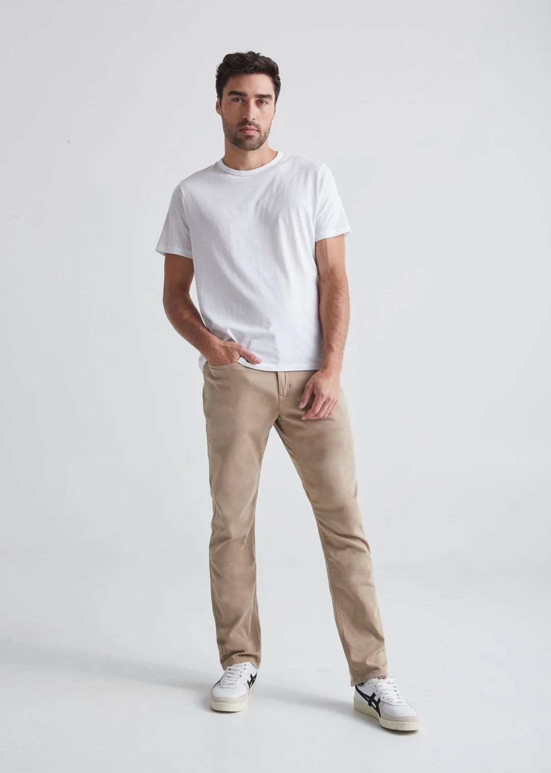 Men's No Sweat Relaxed Taper Pant